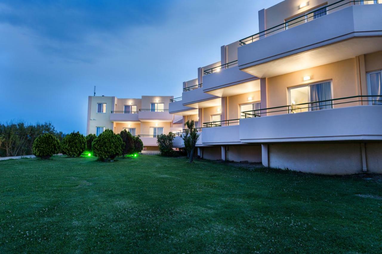Alonia Hotel Apartments คอลิมวาริออน ภายนอก รูปภาพ
