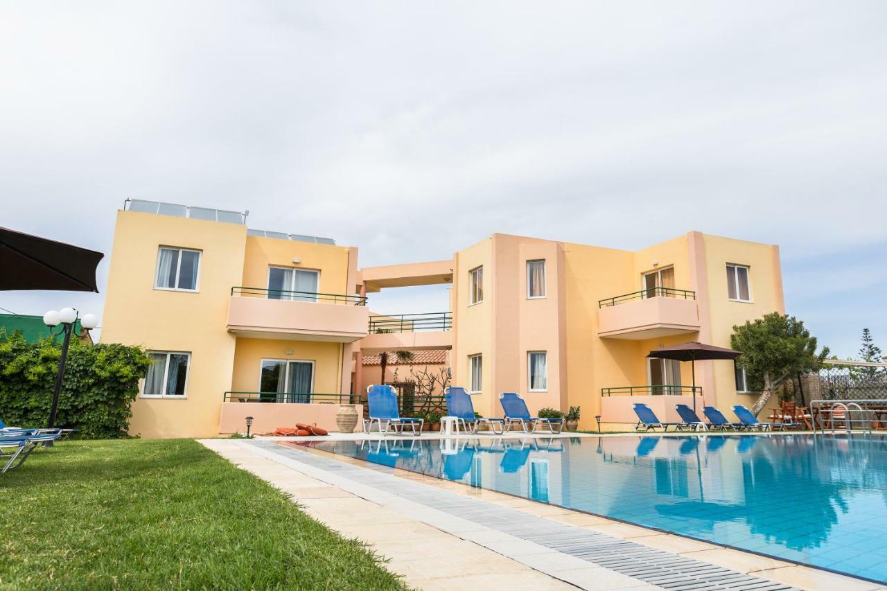 Alonia Hotel Apartments คอลิมวาริออน ภายนอก รูปภาพ